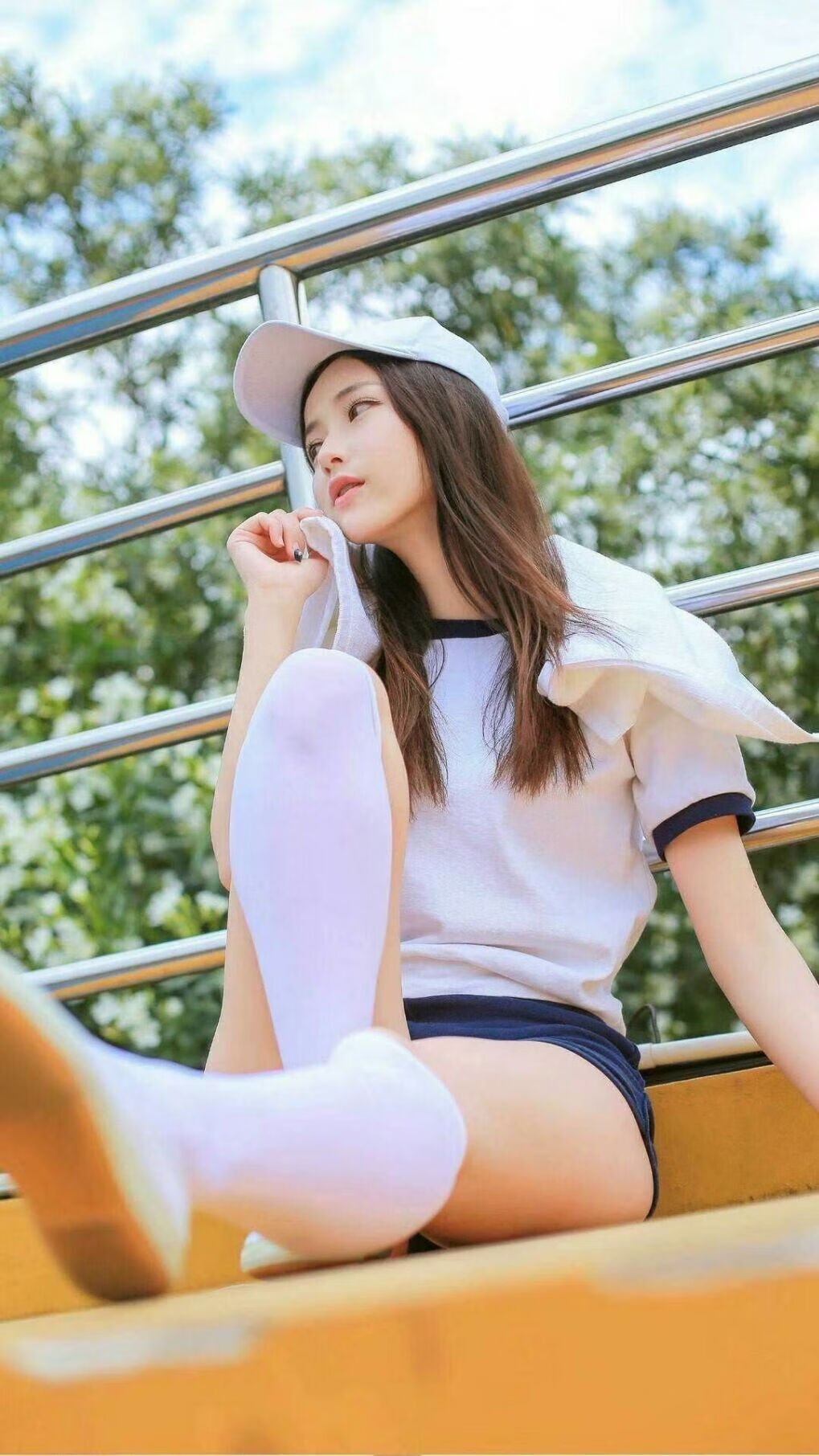 莱比锡教练调整战术阵型，莱比锡教练是谁