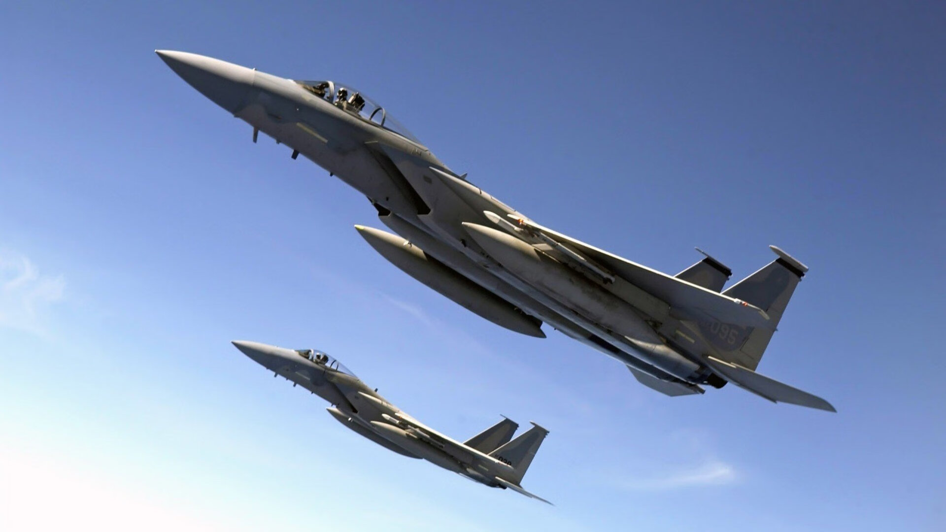 西甲球队通过视觉反应测试强化短距离配合默契度，西甲镜头