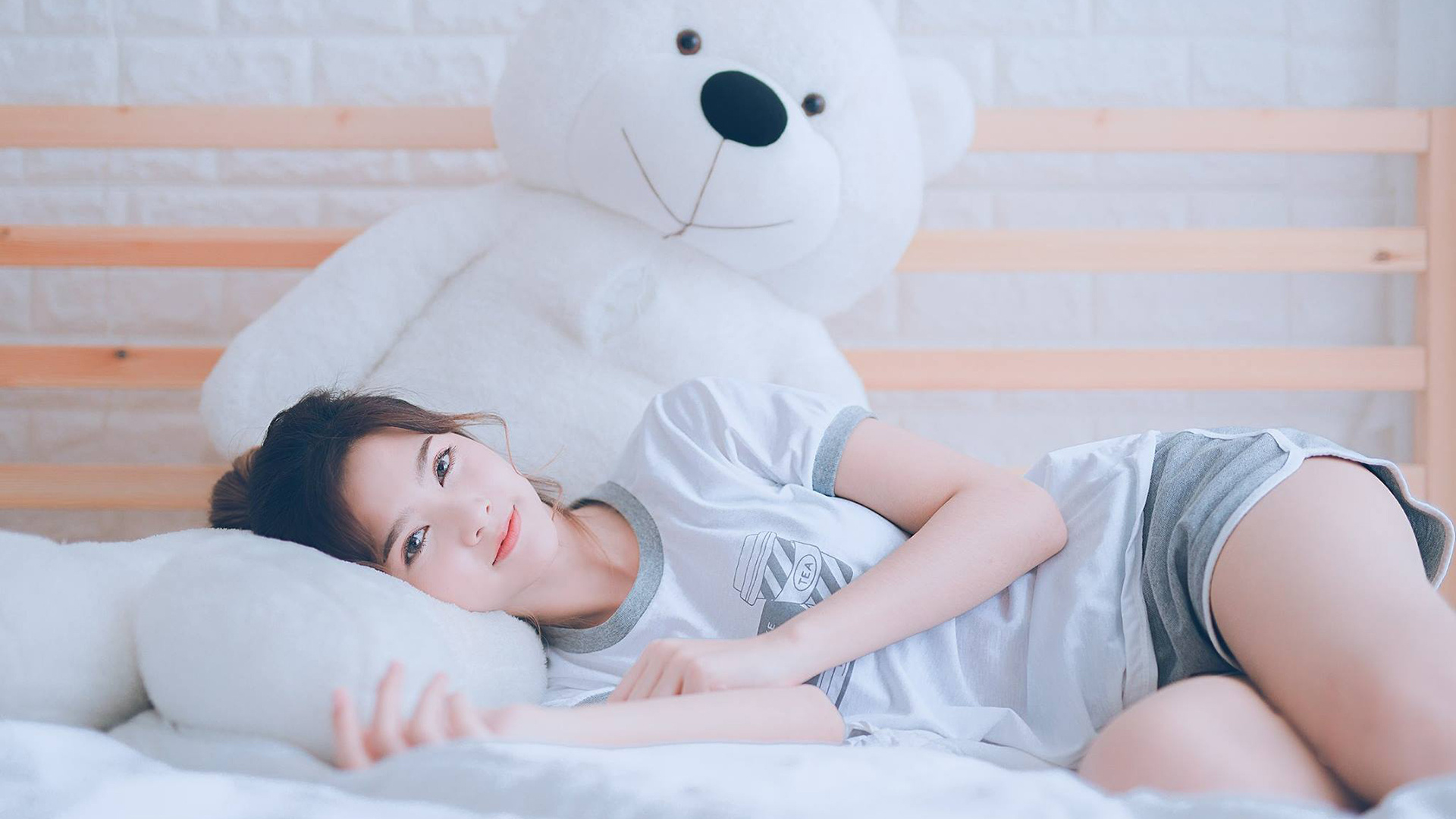 切尔西战术解析：稳固防守与快速反击，切尔西的防守反击